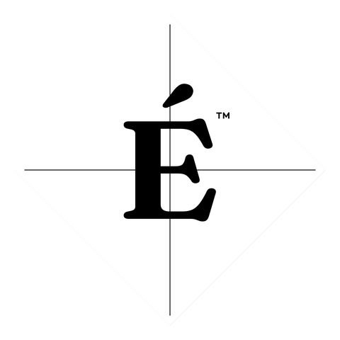 The Enfiaré emblem in full: the É on registration crosshairs, set in a solid diamond.